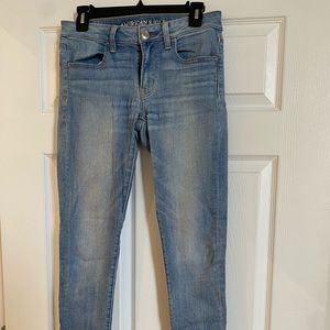 Blue jeans, super stretch, American eagle, size 6